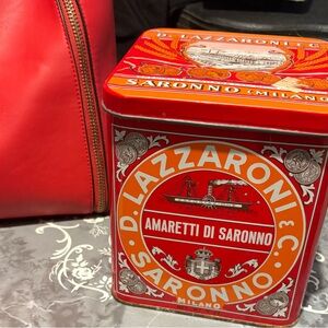 Vintage ( 1970’s ) Red Amaretti Di Saronno TIN ( no cookies. Empty tin )